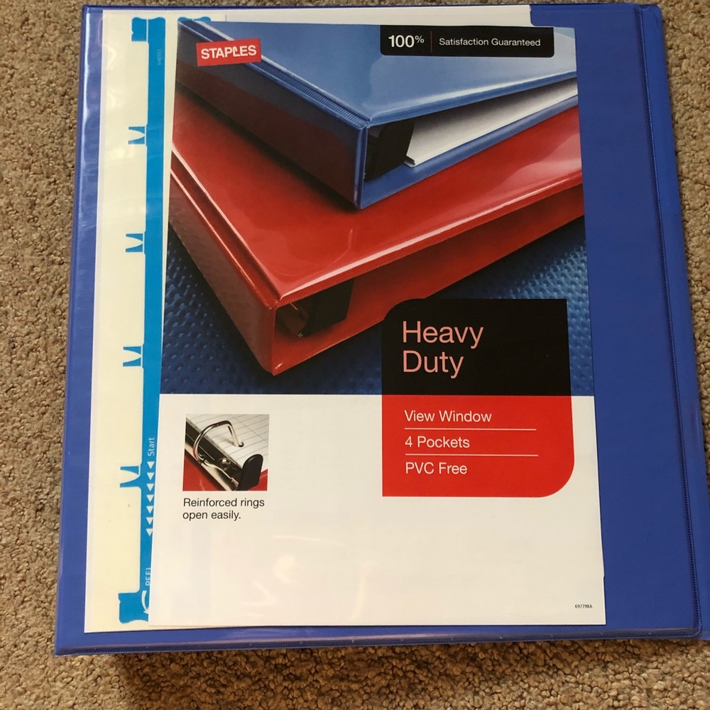 Set Of Three: Three- Ringed Binders - Picture 6 of 8